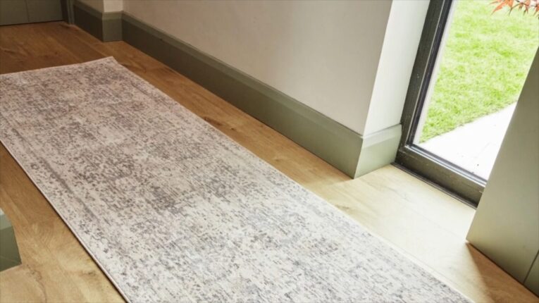 Rug Buying Tips _ Hallway Runners